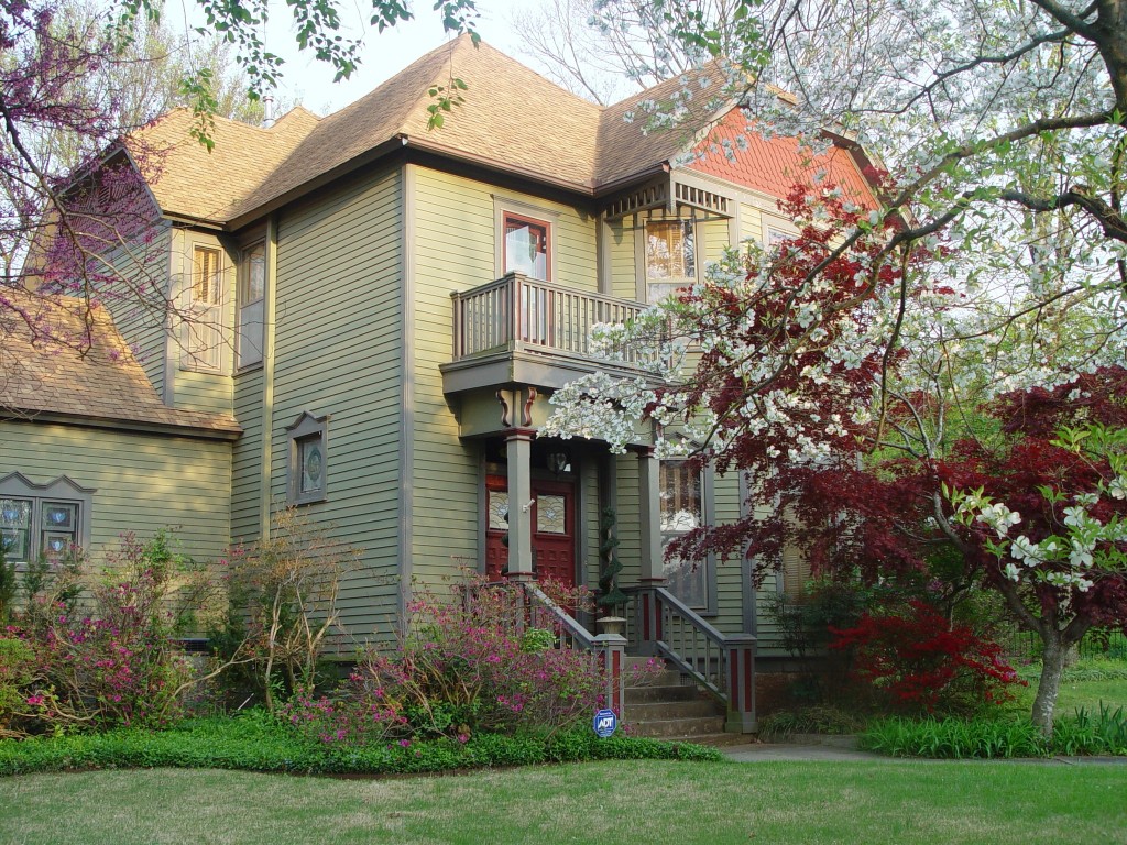 FamilyHouse3.jpg