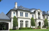 Luxury home sales increase to close out 2017