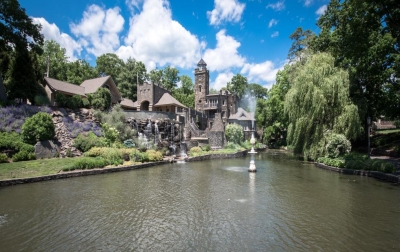 Real Estrange: Derek Jeter’s mansion for sale