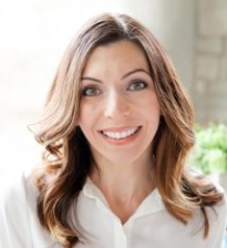 Agent Snapshot: Lisa Giangrande, Real Estate Broker, Coldwell Banker Residential Brokerage, Oak Brook