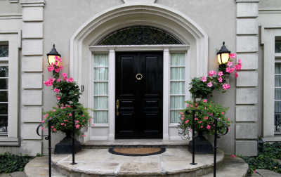 4 steps to improve curb appeal in 30 minutes or less