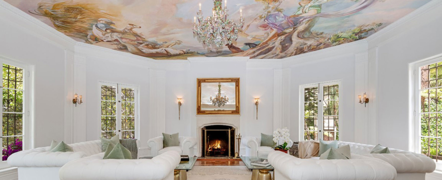 A bizarre Hollywood villa