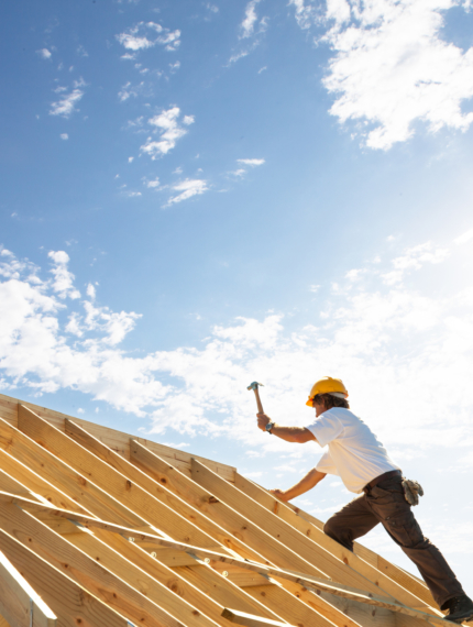 NAHB: Builder confidence sinks on rising materials costs, supply chain shortages
