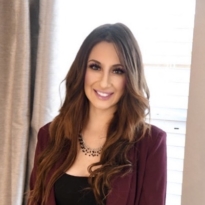 Yuliana Gonzalez, Owner/Realtor, Evolve Real Estate