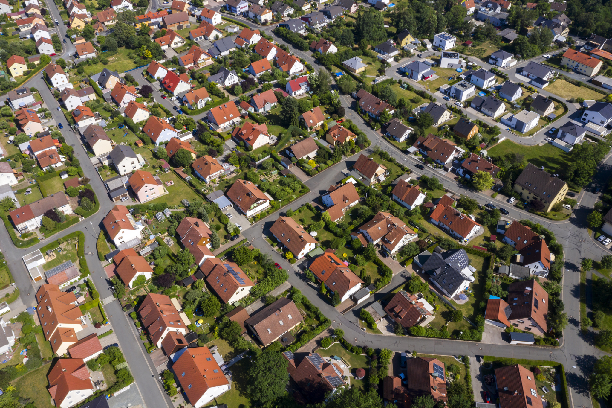 Median home sales price nears record-high